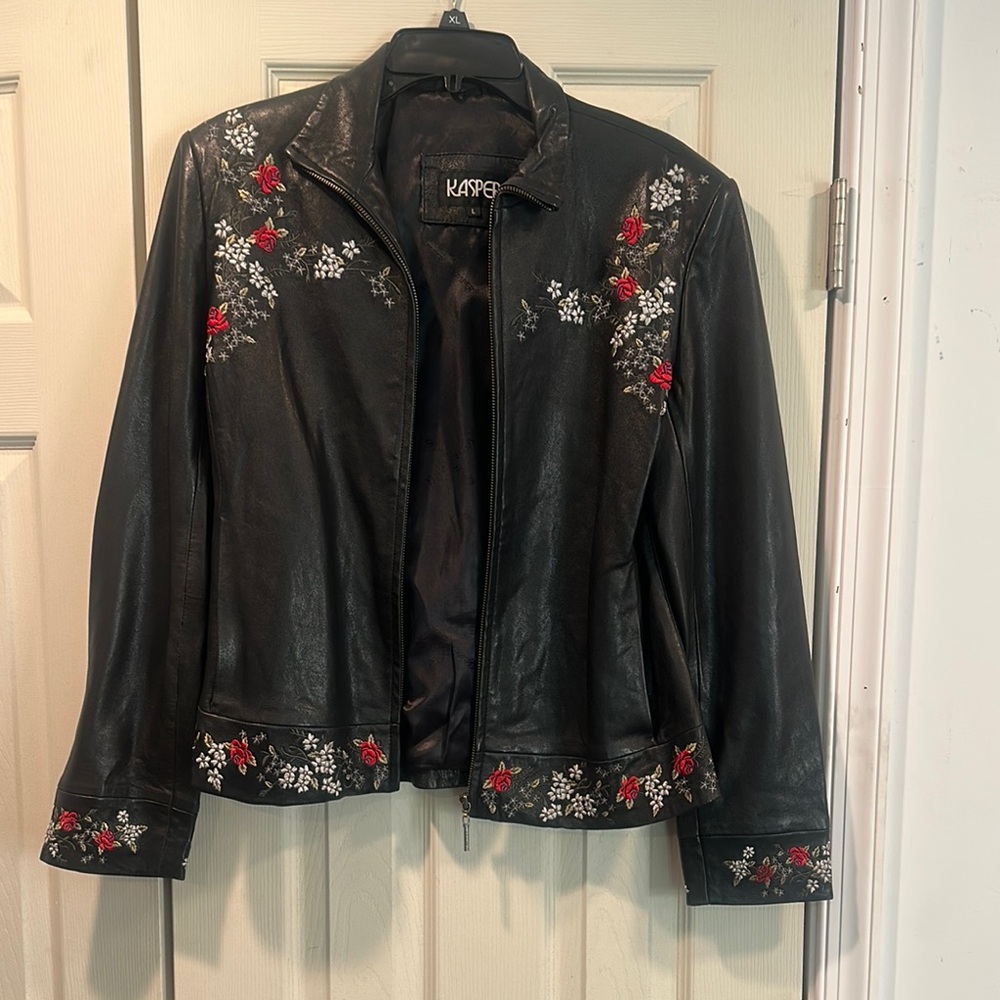 Kasper Black Floral Embroidered Women's Jacket